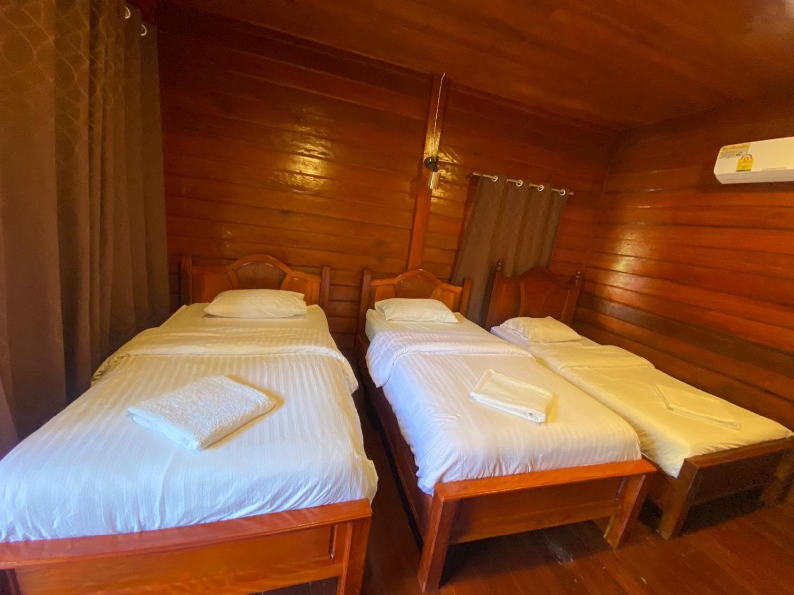 Letana Guesthouse Ban O Exterior photo